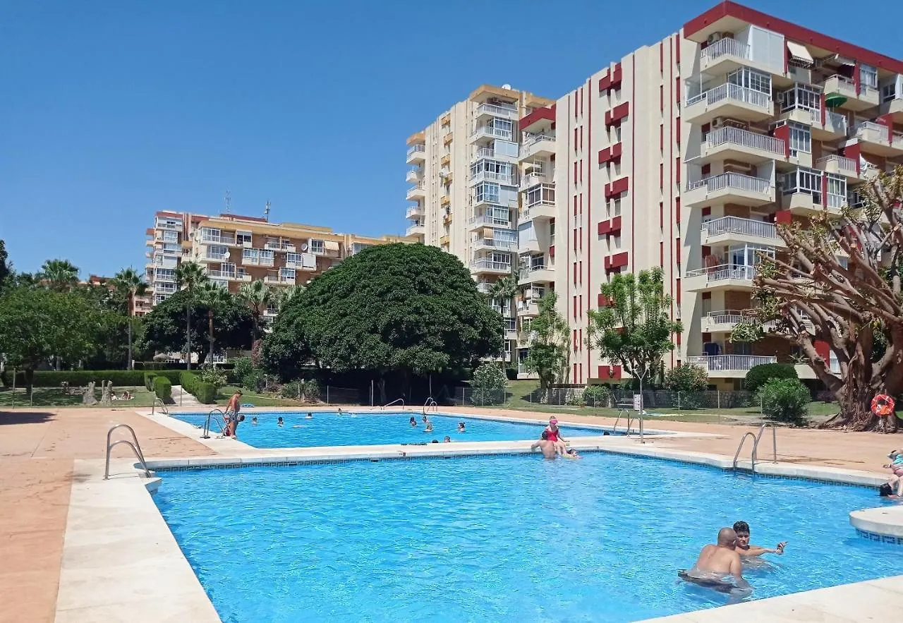 Iris Summer Beach Benalmádena 0*,